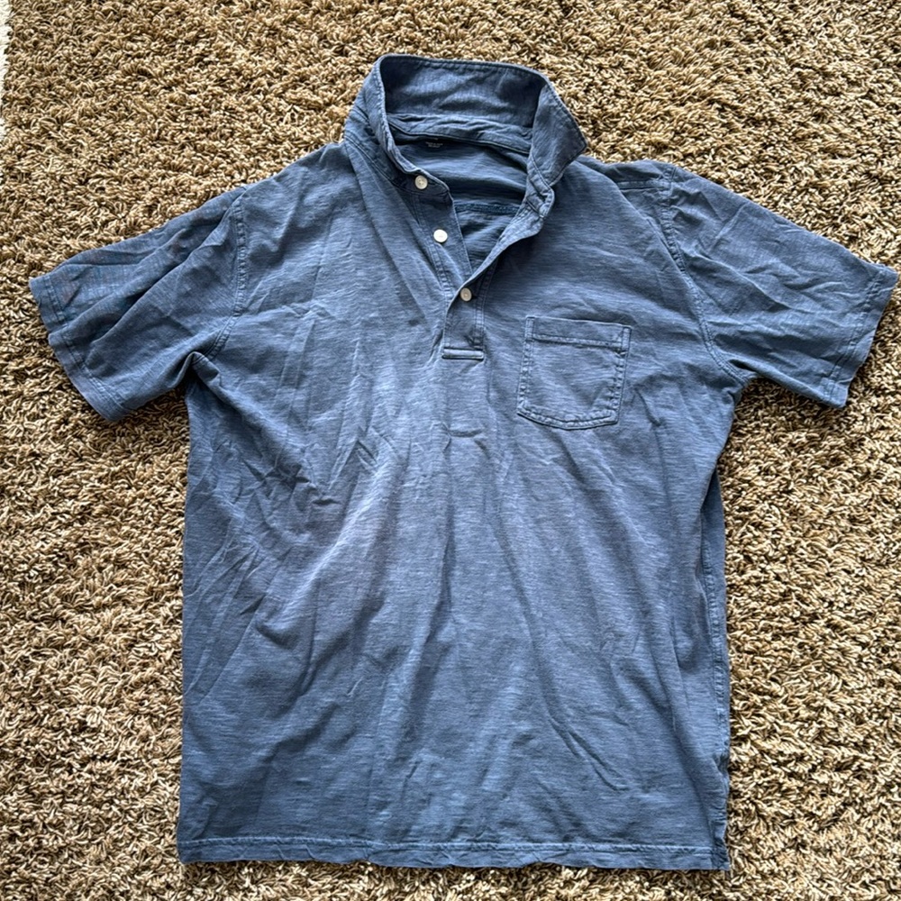Great northwest button up t shirt